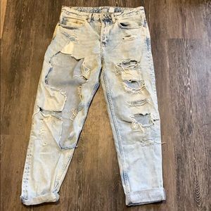 Ripped Boyfriend Jeans